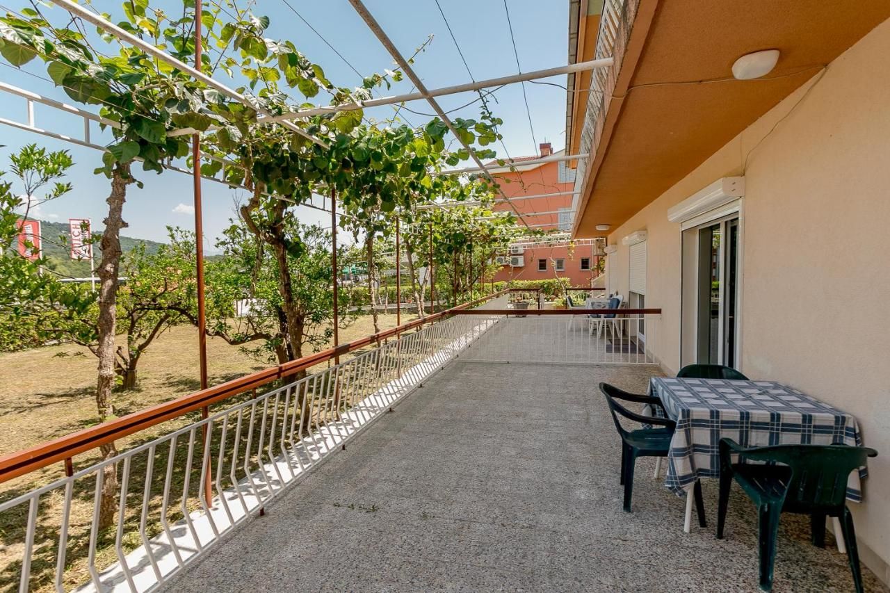 Проживание в семье Guest House Miki Игало-29