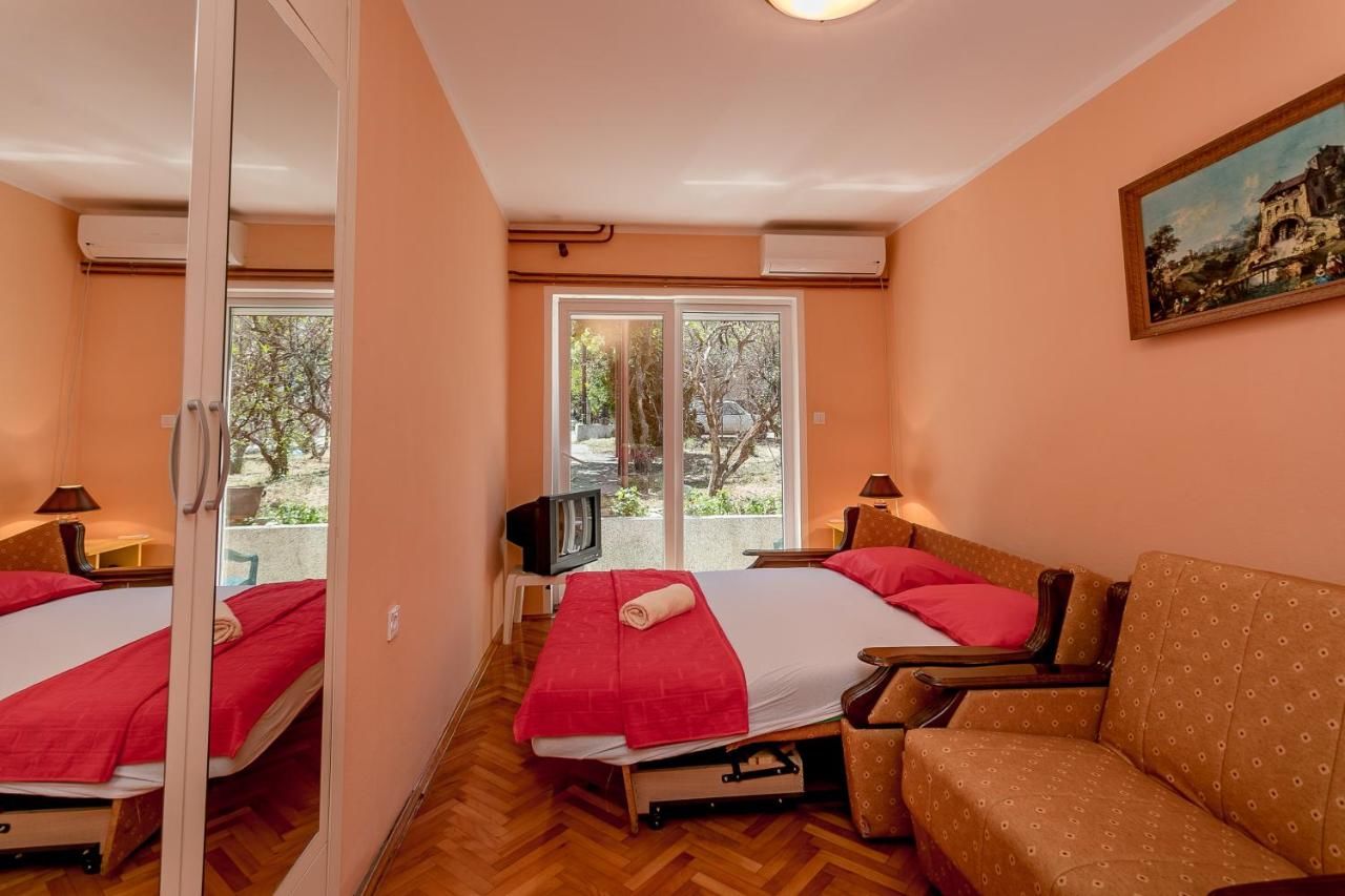 Проживание в семье Guest House Miki Игало-39