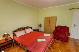 Проживание в семье Guest House Miki Игало Двухместный номер с 1 кроватью и общей ванной комнатой-11